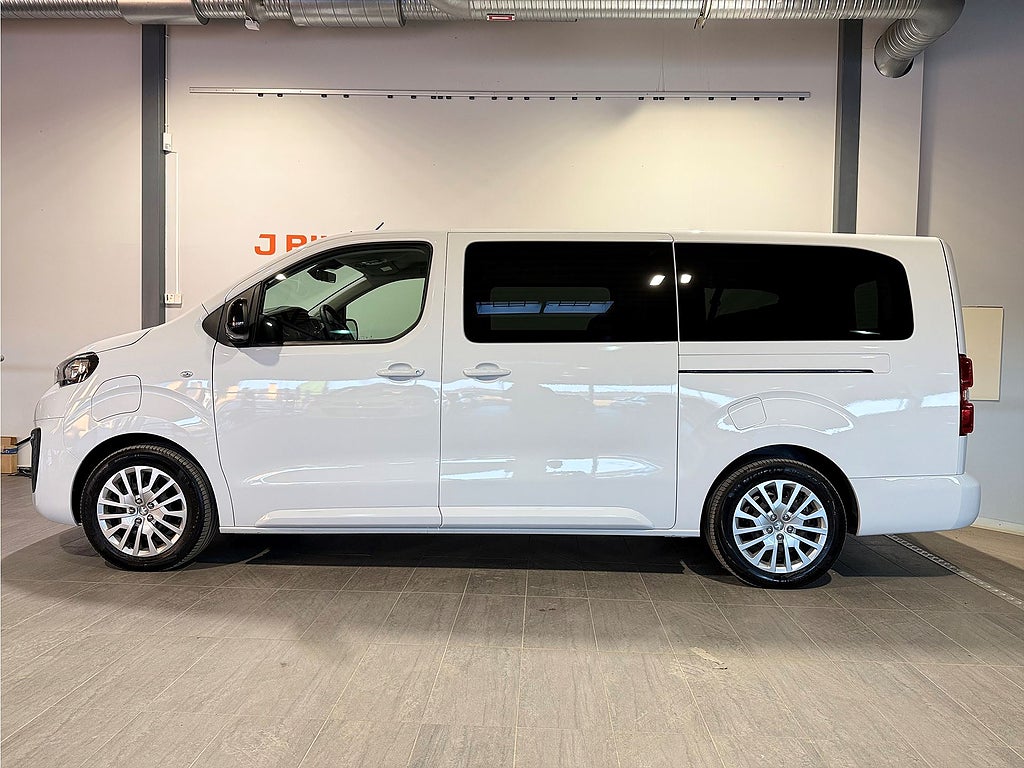 Bild på Peugeot e-Traveller Business 75kWh 136hk Aut L3 - 9-SITS