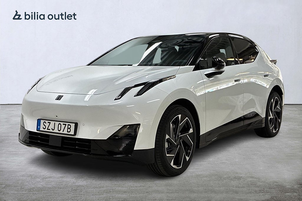 Lynk & Co 02 EV 66 kWh More BEV 272hk Panorama Carplay H/K 360° MOMS