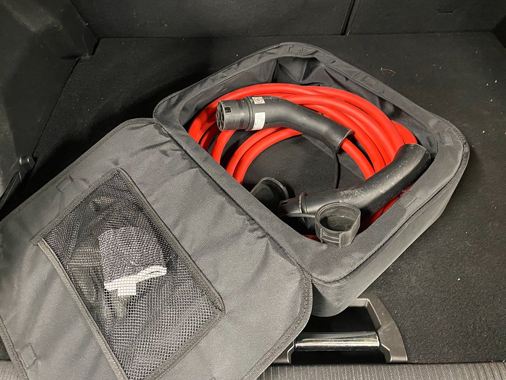 Bild på Peugeot 2008 e- Allure Pack Electric 136hk