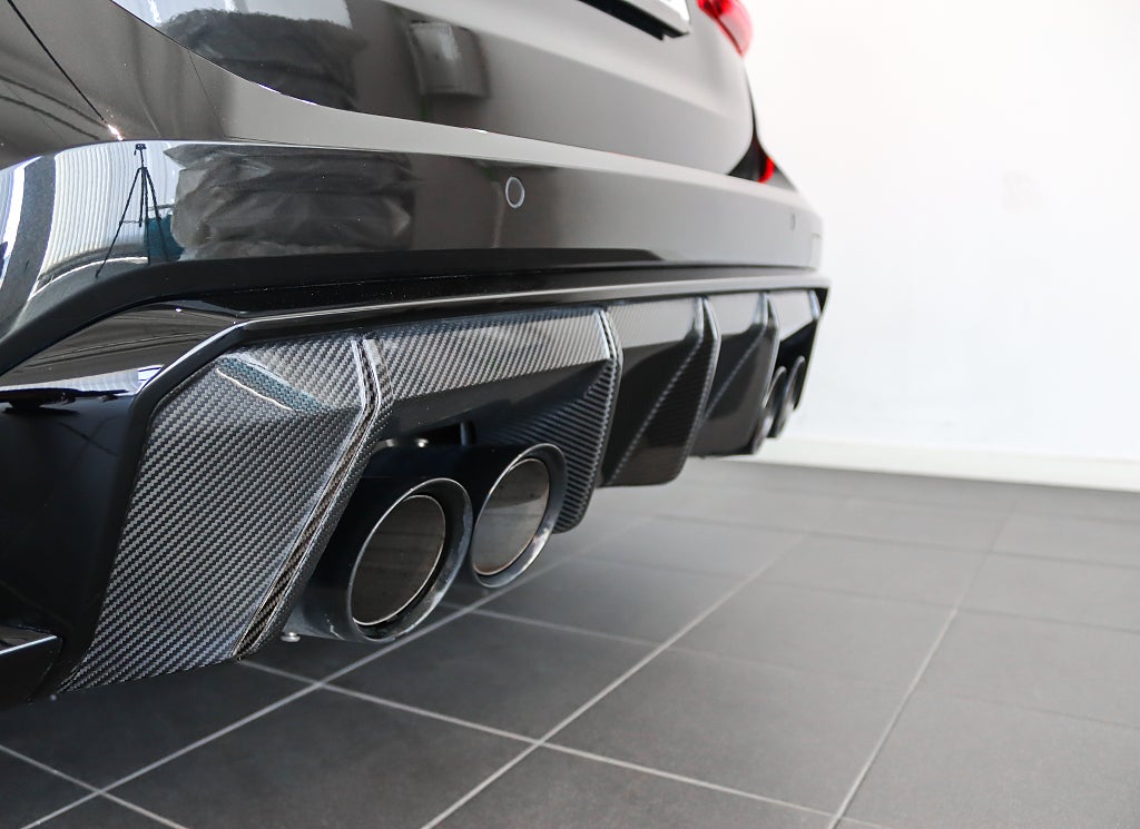 BMW M3 Competition Touring xDrive ULTIMATE MOMS Kolfiber H/K