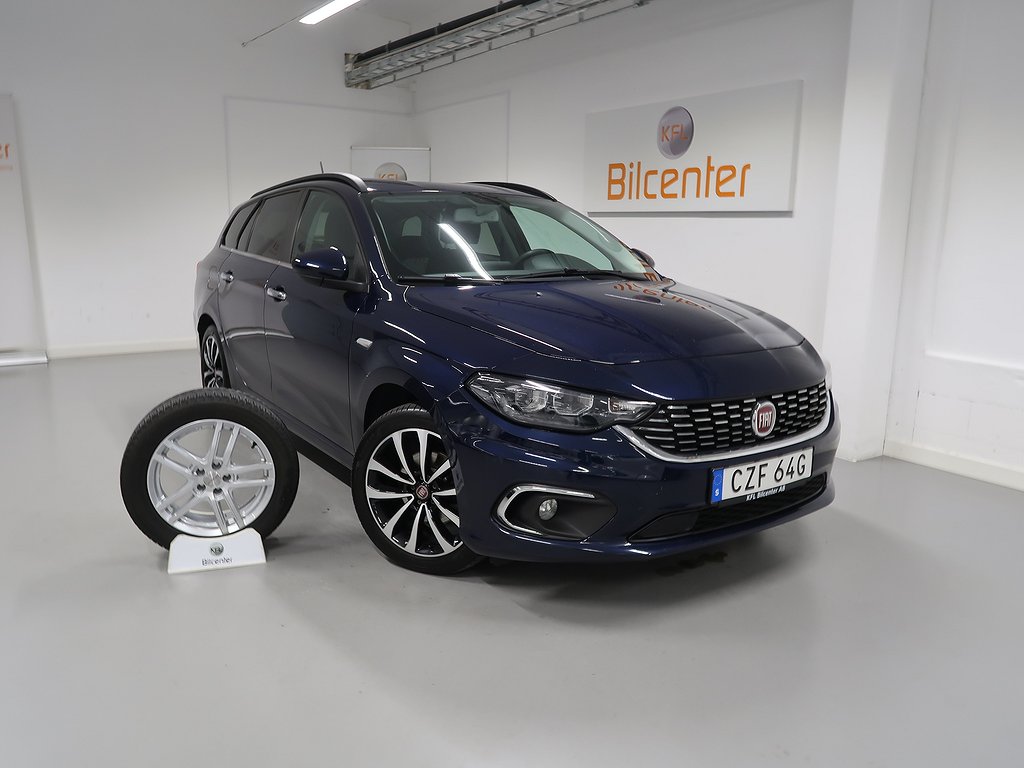 Fiat Tipo 1.6 V-Däck ingår Drag-Navi-Kamera-AdaptivFH-Bluetooth-Parksensor