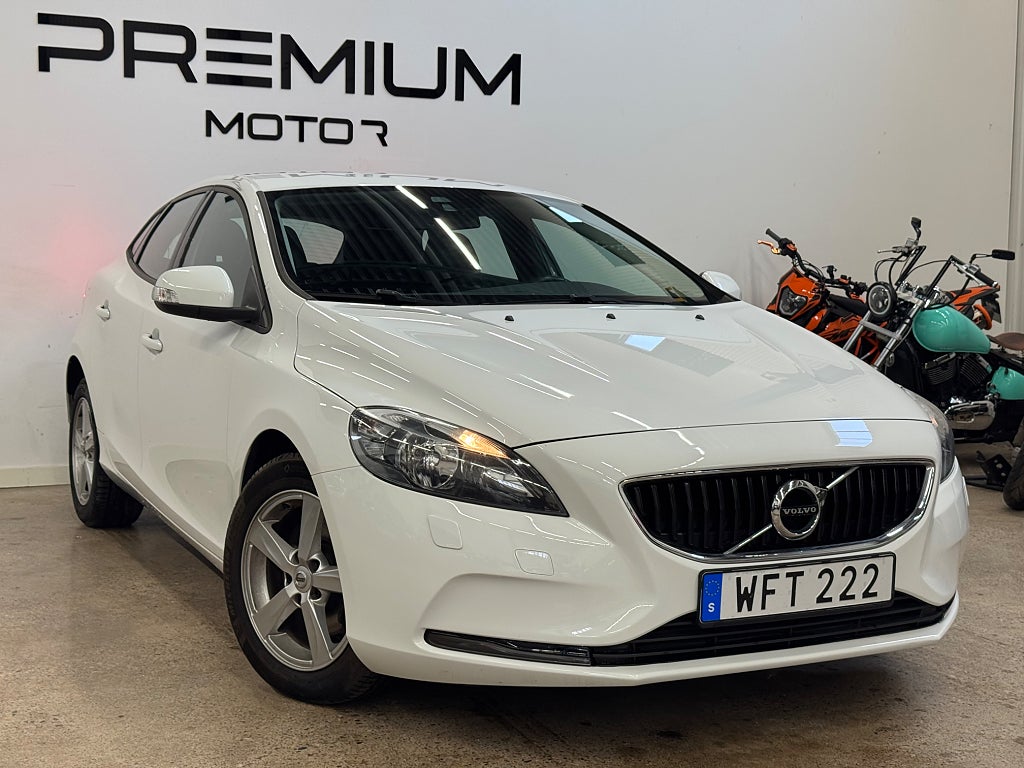 Volvo V40 T2 Business Värmare, PDC Lågmil 122hk