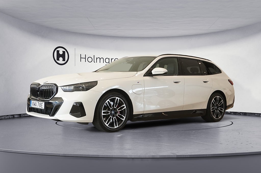 BMW 530e xDrive Touring 3,65% ränta M-Sport Pro Drag Innovation DAP hk