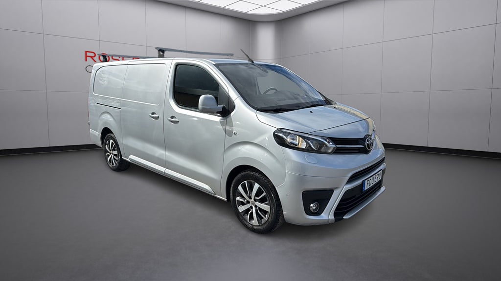 Toyota ProAce 2.0 D-4D 177HK SKÅP AUT LÅNG 3-SITS VÄRMARE DRAG