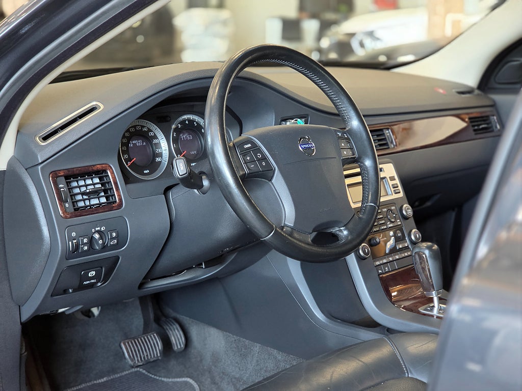 Volvo S80 2.5FT Geartronic Summum / Skinn / Stolsminne / Drag