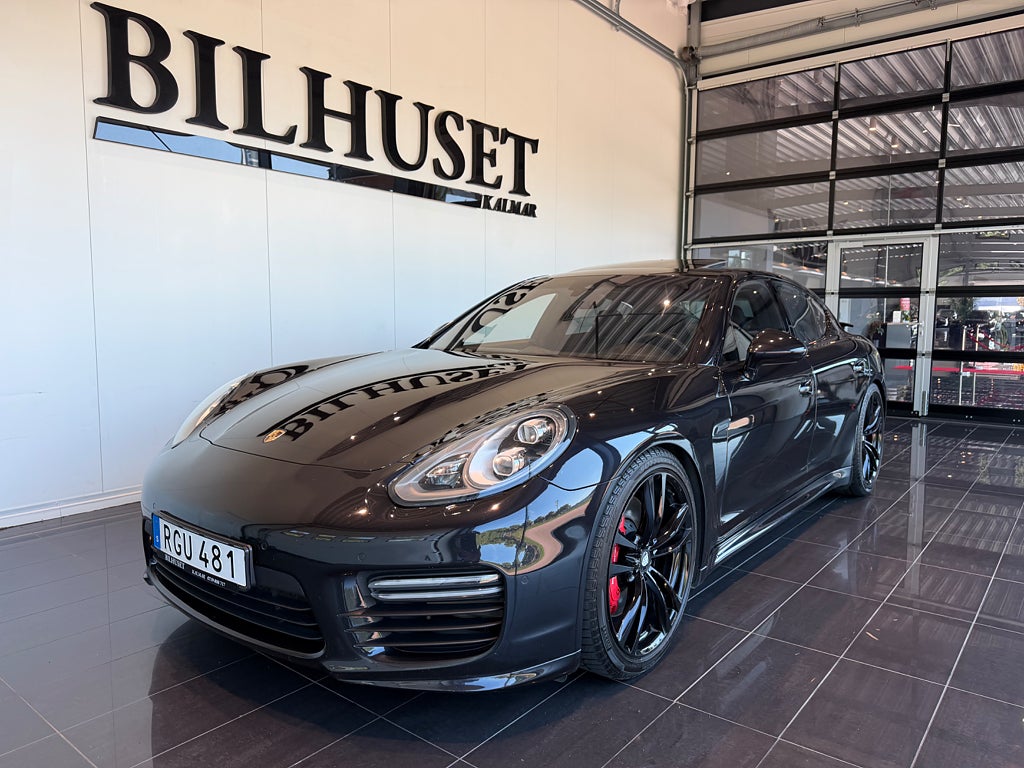Porsche Panamera GTS PDK GTS Sportavgas* kolfiber Se spec 440Hk