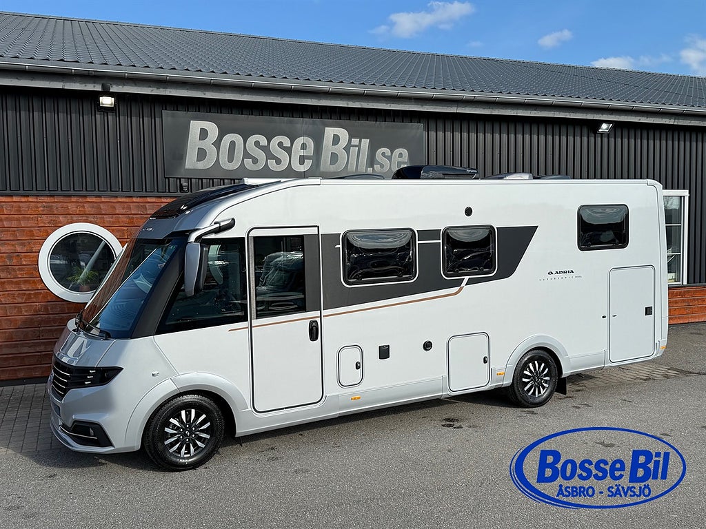 Adria Supersonic 780 SL Skinn * Mercedes * Långbäddar