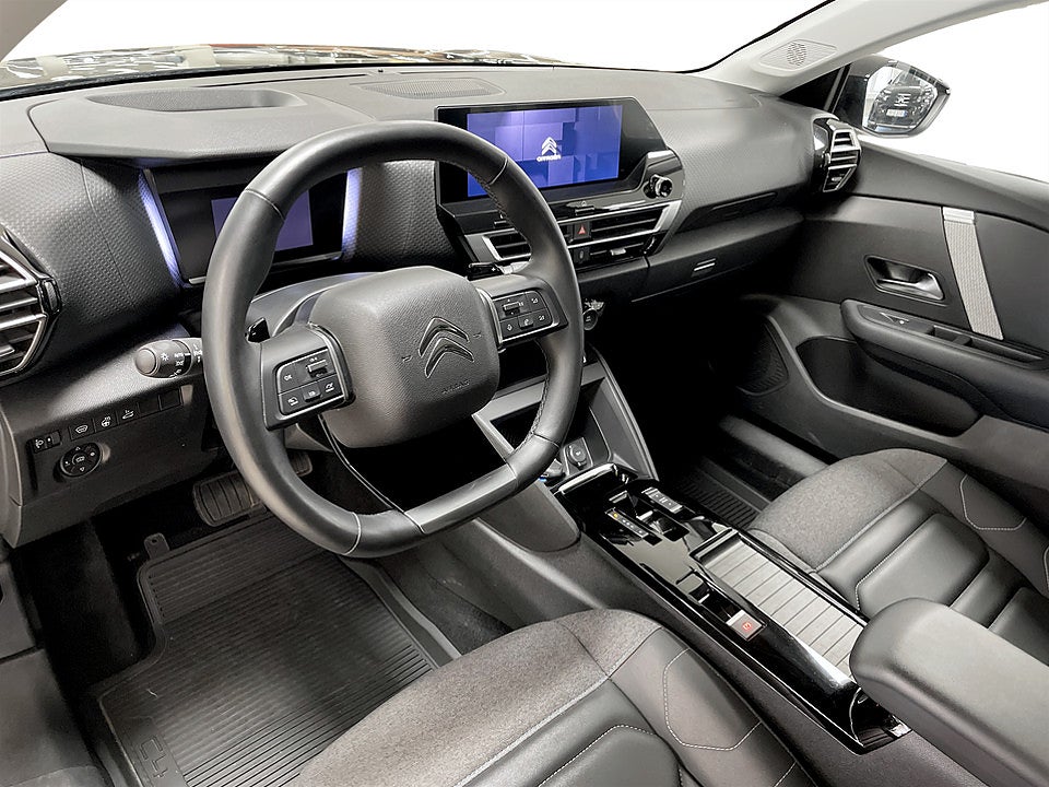 Bild på Citroën C4-X Shine 1.2 PT 130hk Aut B-KAMERA NAVI