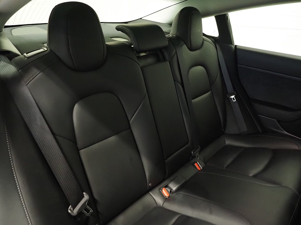 Tesla Model 3 Standard Range Plus Panorama Läder Navigation Kamera