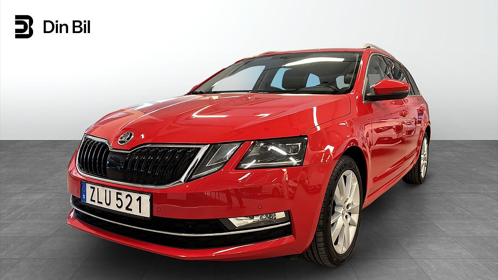 Skoda Octavia Combi 1,5 TSI 150 hk DSG Premium| Drag | värme | Canton
