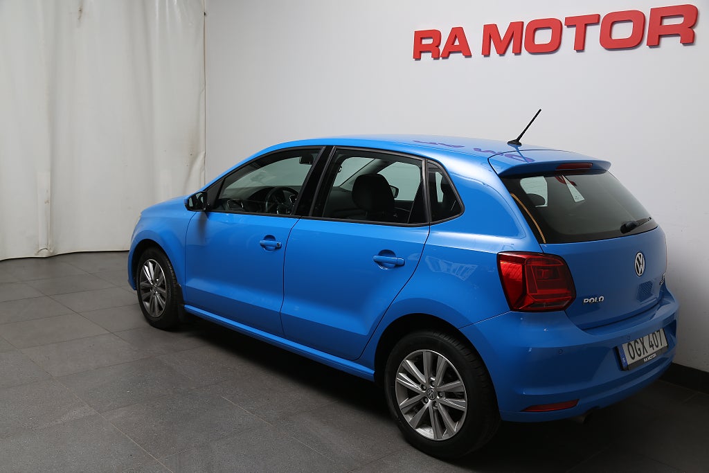 Volkswagen Polo 1,2 TSI 90hk 5-dörrar Pluspaket Farthållare P-sensor 2017