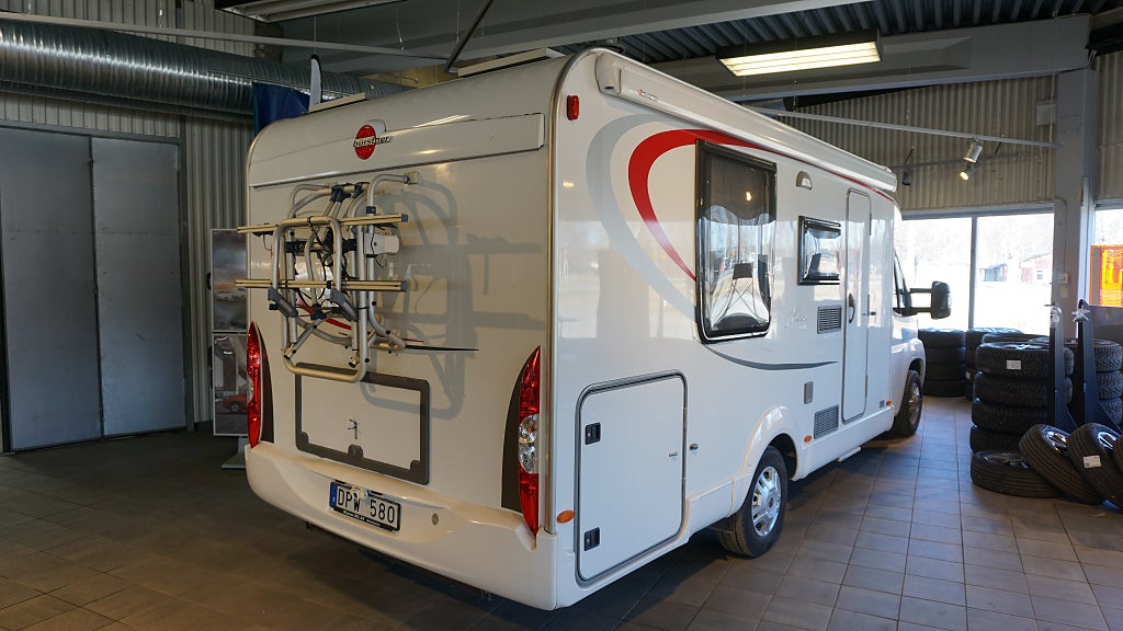 Bürstner DPW580 INEXO687 "QUEENS BED”