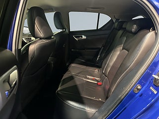 Lexus CT 200h 1.8 CVT Hybrid Executive Mvärm Kamera Skinn SoV – bild 13