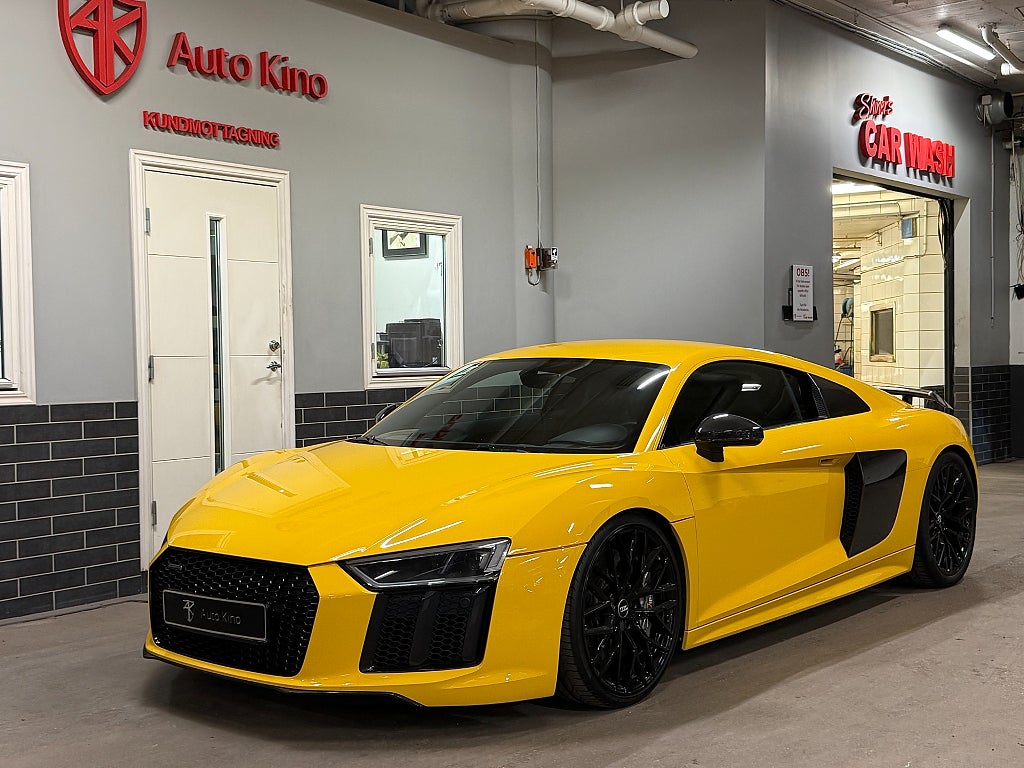 Audi R8 V10 Plus 5.2 V10 FSI quattro S Tronic Carbon SE SPEC