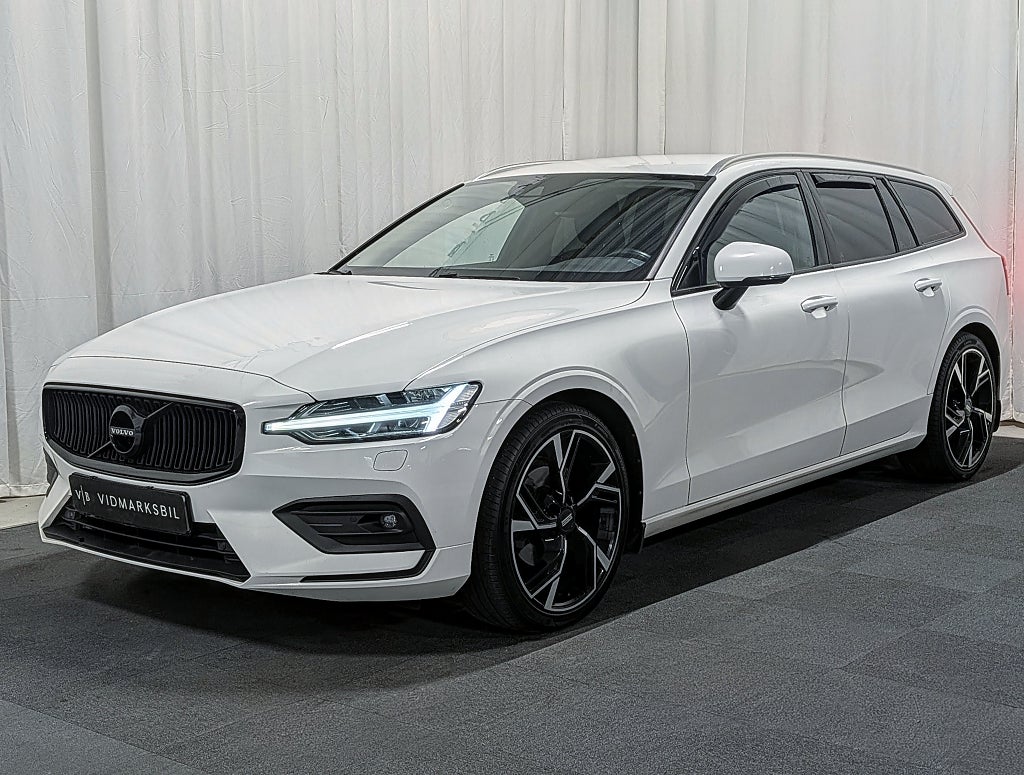 Volvo V60 D3 AWD Geartronic Momentum Eu6|Kamera|Drag|GPS|Värmare|