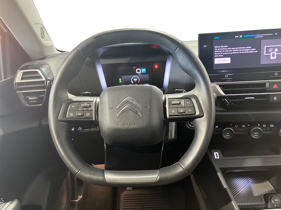 Bild på Citroën C4-X Shine 1.2 PT 130hk Aut P-SENSORER CARPLAY