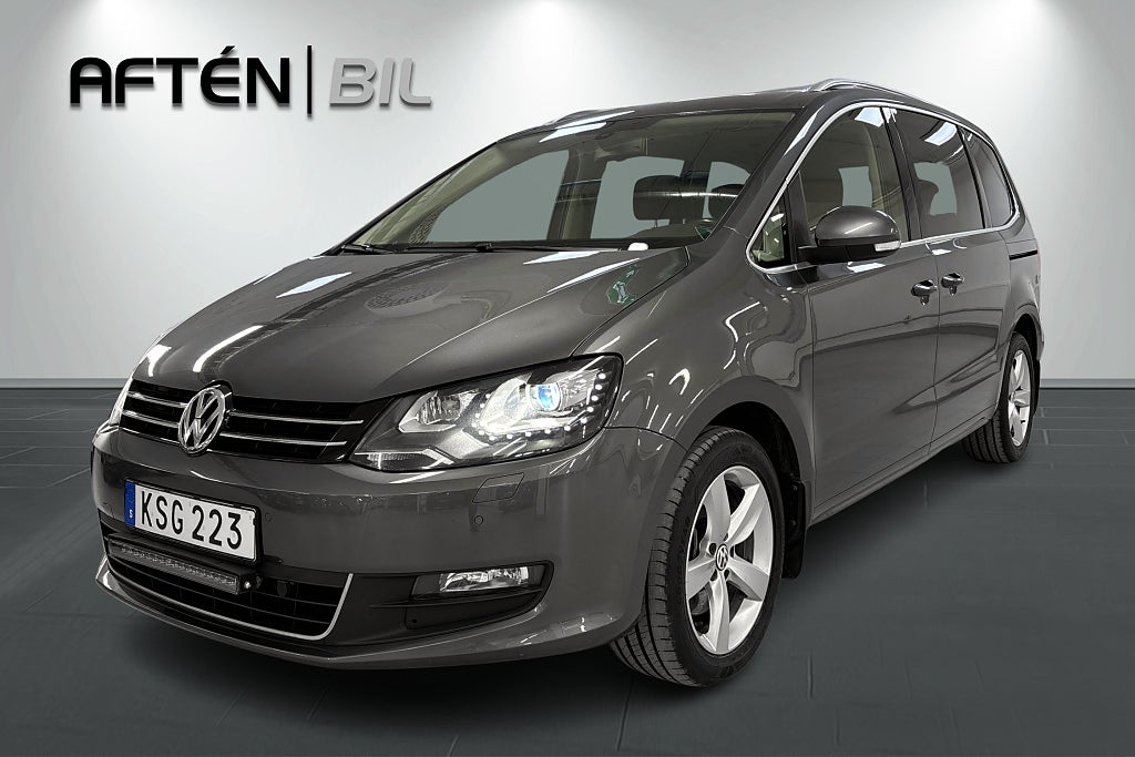 Volkswagen Sharan 7-sits 2.0 TDI Nyservad, Panorama, P-värmare, Dragkrok