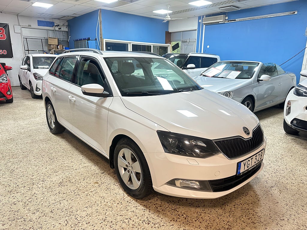 Skoda Fabia 1.2 TSI Style Automat Ny Servad & Ny Besiktigad 