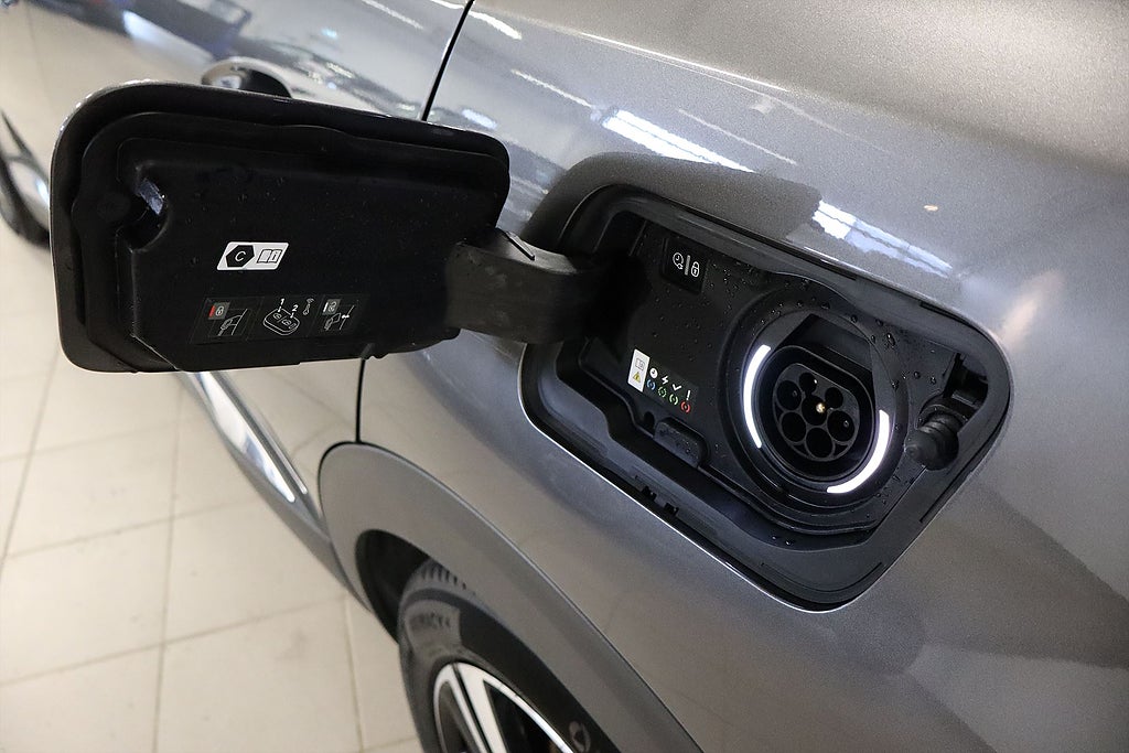 Bild på Peugeot 3008 GT HYBRID4 300hk Aut AWD - B-KAMERA