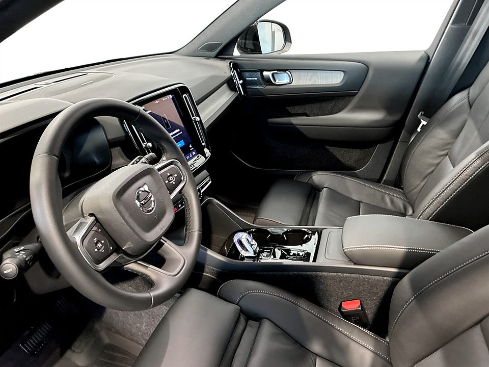 Bild på Volvo XC40 B4 Ultra Dark B4 197hk Aut PANO H/K
