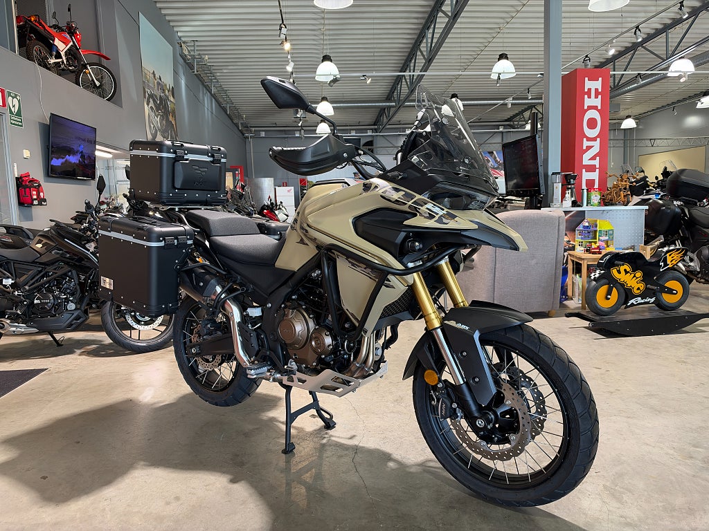 Voge DS625X #KAMPANJPRIS INKL ALU VÄSKOR# 