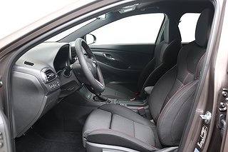 Halvkombi Hyundai i30 8 av 23