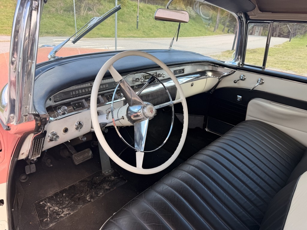 Buick Roadmaster Convertible 5.3 V8 1956, photo 6/24