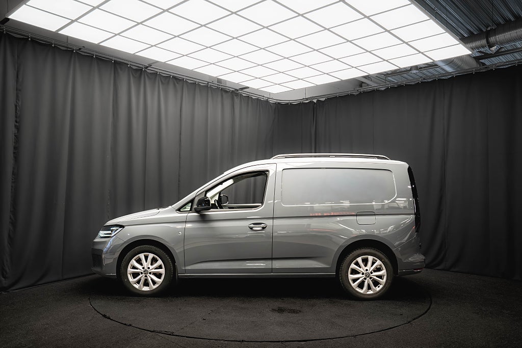 Volkswagen Caddy TDI 4MOTION SE INREDNING LÄDER D-VÄRM KAMERA MOMS DRAG