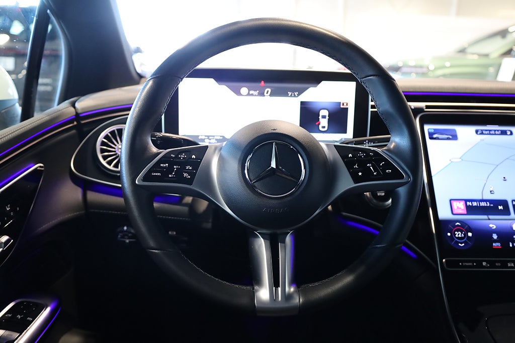 Mercedes-Benz EQE 300 89 kWh Electric Art Line  Navi Leasbar Kamera 2023