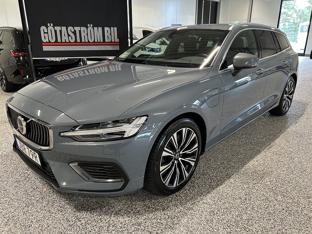 Volvo V60 Recharge T6 AWD 399hk Core Edition