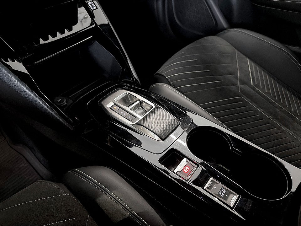 Bild på Peugeot 2008 GT 1.2 PT 130hk Aut B-KAMERA ELSTOL NAVI