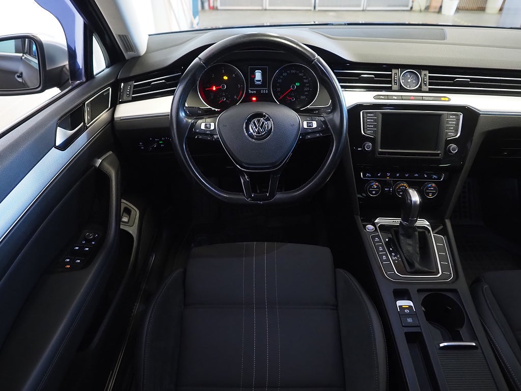 Volkswagen Passat Alltrack 2.0 TDI 190hk DSG | Drag | Backkamera | 2016