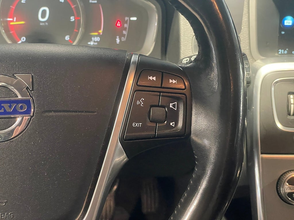 Volvo V60 D4 |Momentum | KAMREM BYTT | DRAG |VÄRMARE 2017