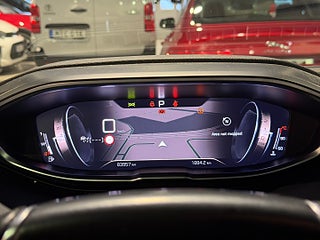 SUV Peugeot 5008 17 av 28