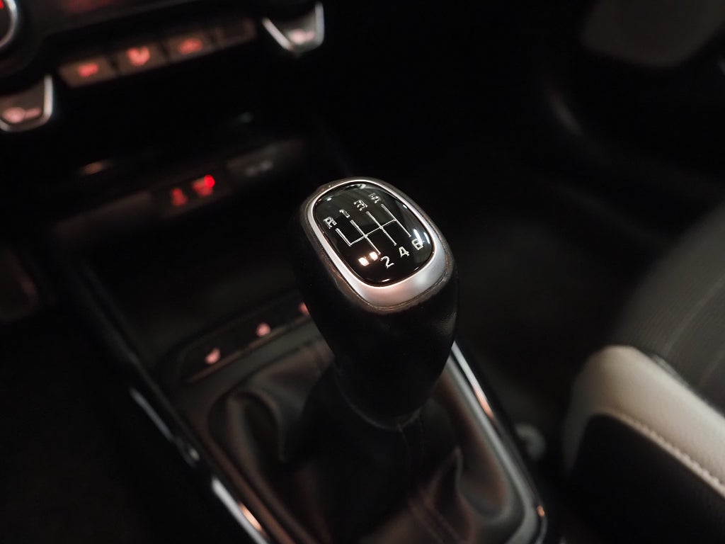 Kia Stonic 1.0 T-GDI 120hk Advance Plus Dragkrok Kamera 2018