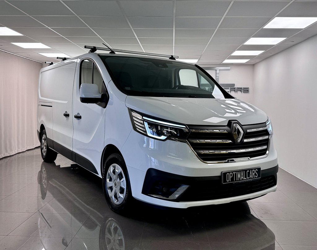 Renault trafic Skåpbil 3.0t Blue dCi EDC 150HK MOMS Leasebar