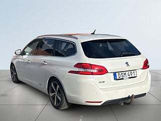 Peugeot 308 sw 1.2 PureTech 130 Allure Drag Mvärme Panorama S&V-däck