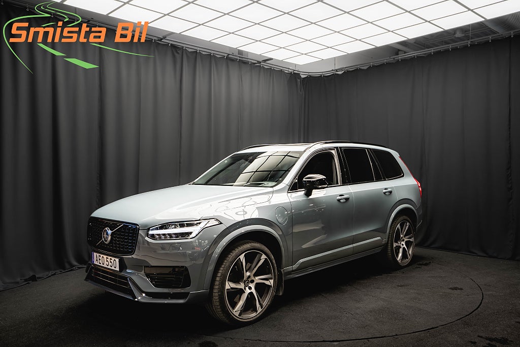 Volvo XC90 Recharge T8 AWD R-Design PANO 22' DRAG H/K HUD 360 MOMS