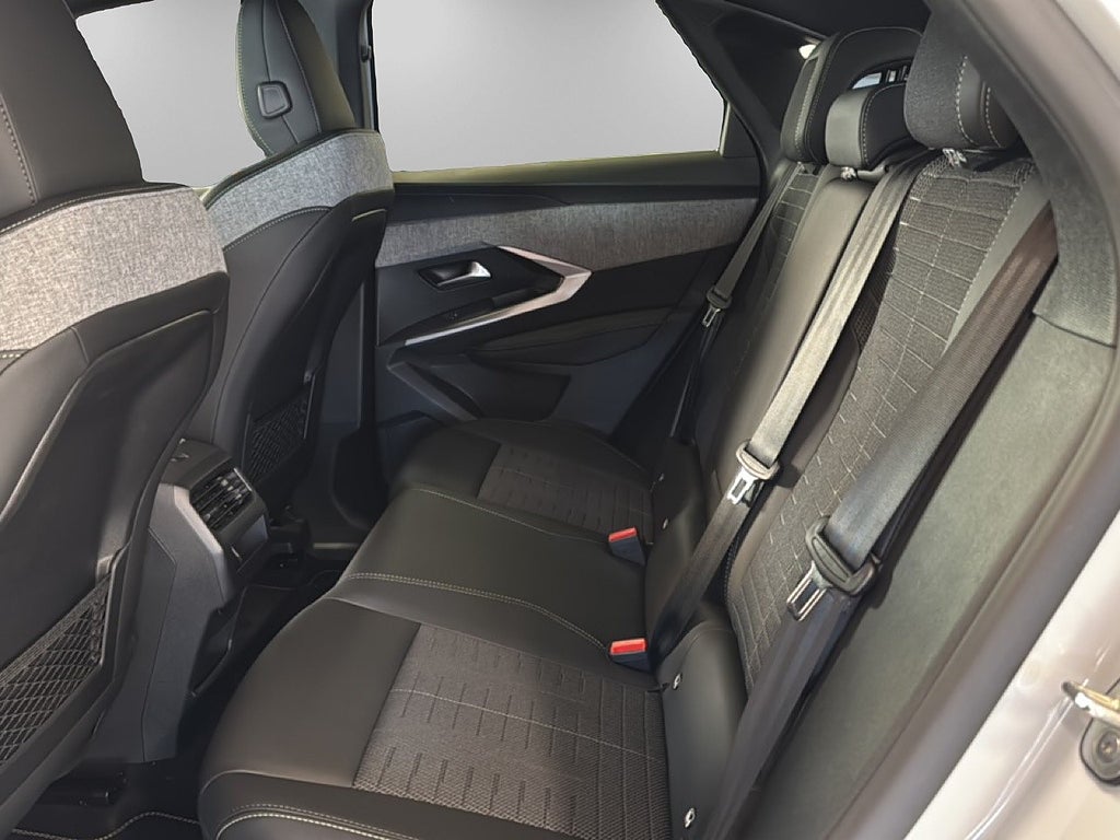 Peugeot 3008 Hybrid 145 1.2 PureTech 145 e-DSC Drag/Demobil – bild 9