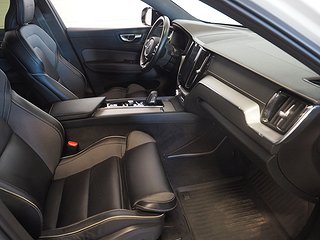 SUV Volvo XC60 10 av 24