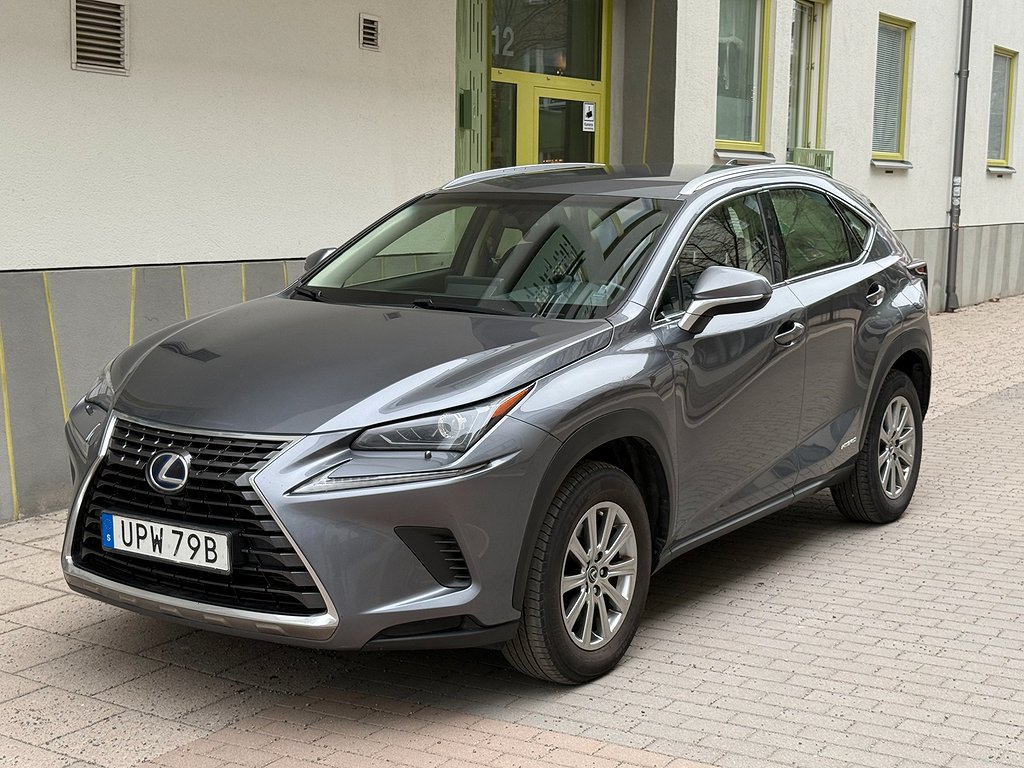 Lexus NX 300h 2.5 E-CVT 197hk Euro 6 Backkamera