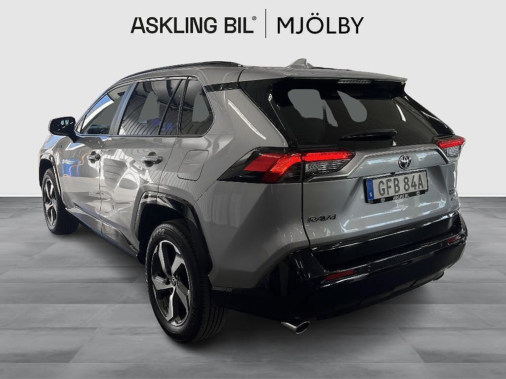 Toyota RAV4 2024 - miniatyr 2