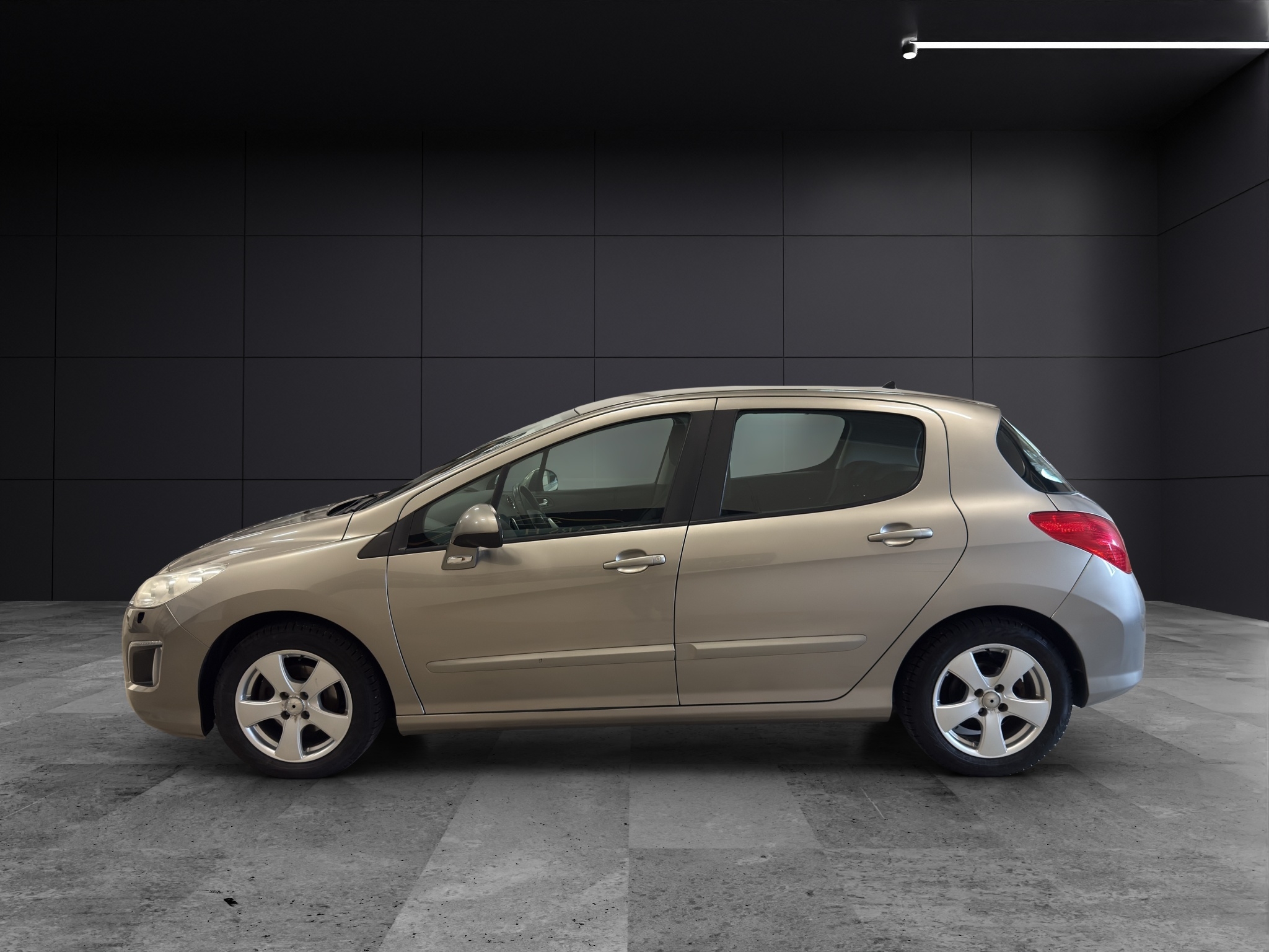 Peugeot 308 2011, photo 3/10