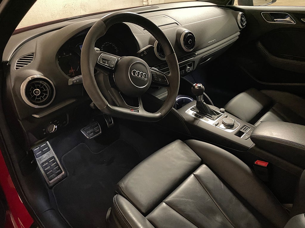 Audi RS3 2020 - miniatyr 10