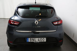 Halvkombi Renault Clio 25 av 25