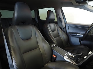 SUV Volvo XC60 10 av 25
