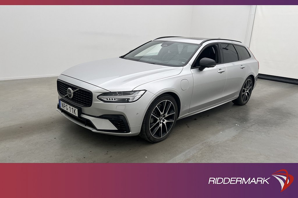 Volvo V90 Recharge T8 R-Design VOC P-Värm Pano B&W Drag MOMS