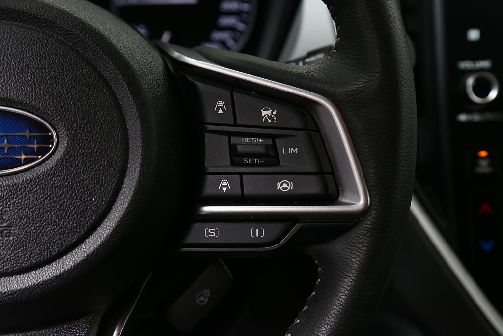 Subaru Crosstrek 2,0i e-Boxer Limited Xfuel E85 AWD Motorvärmare Drag 2025