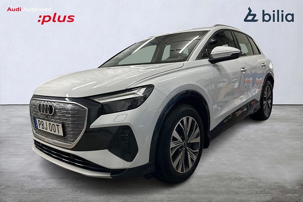 Audi Q4 40 e-tron Komfortnyckel / Dragkrok