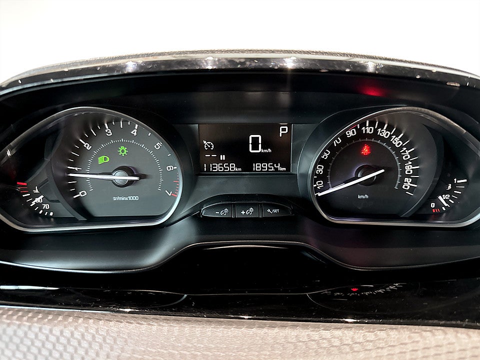 Bild på Peugeot 2008 Active 1.2 PT 110hk Aut - DRAGKROK LED-RAMP
